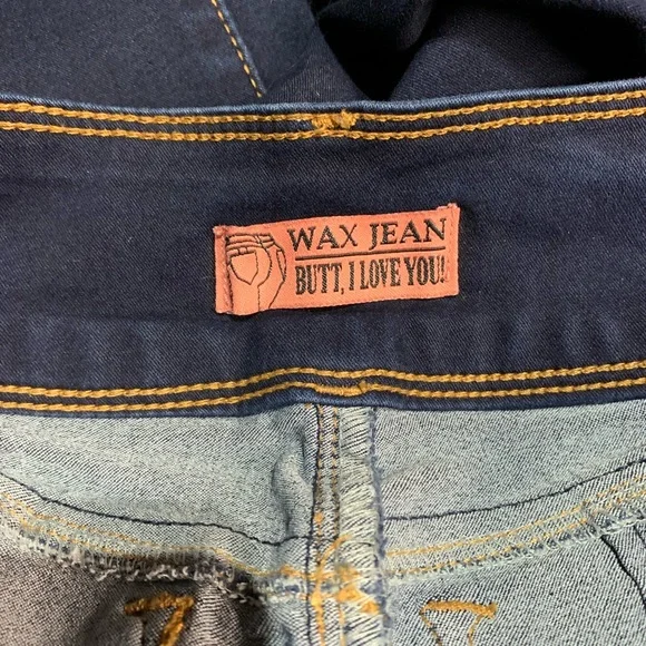 Woman's Wanna Betta Butt Jeans,Dark Blue,Skinny,Stretch Jeans - Picture 6 of 8